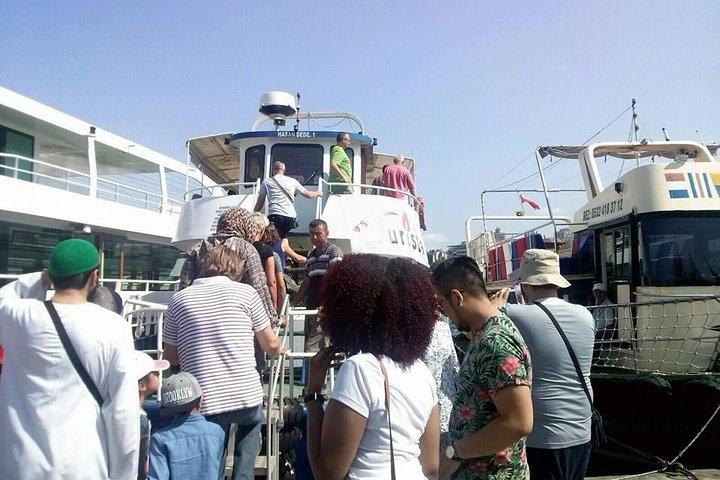 Tour in barca sul Bosforo