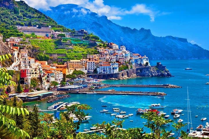Pompeii and Amalfi Coast Day Trip from Naples