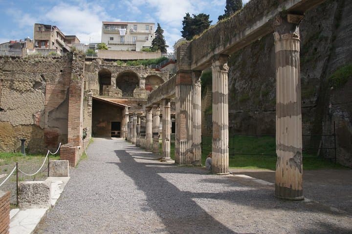 Herculaneum Drive from Naples