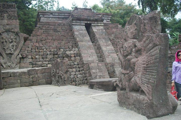 Excursión al templo de Sukuh y Cetho desde Yogyakarta