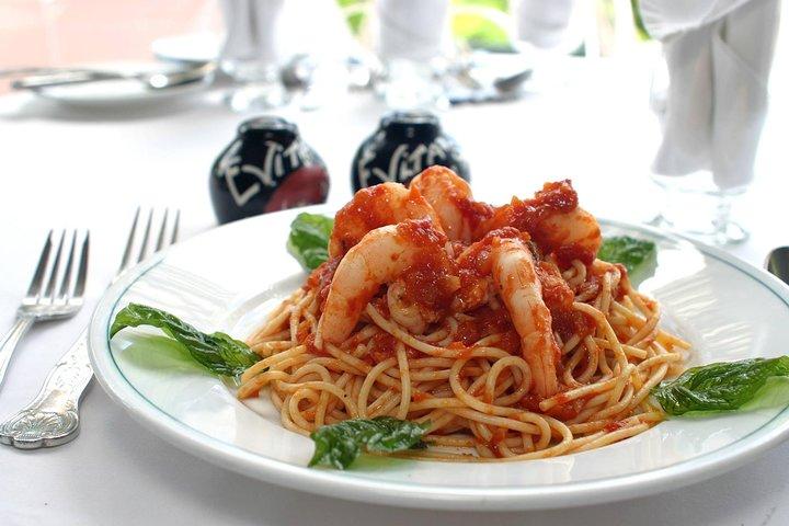 オーチョリオス観光、ショッピング、エビータのジャム - イタリアンランチ