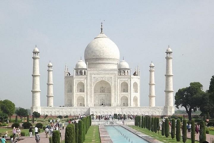 Taj Mahal e Agra Fort di Delhi