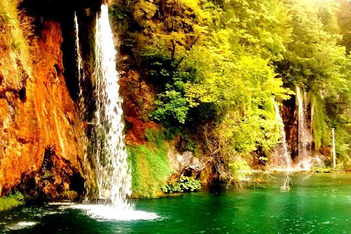 Excursão à tarde em grupo pequeno dos Lagos de Plitvice saindo de Zagreb