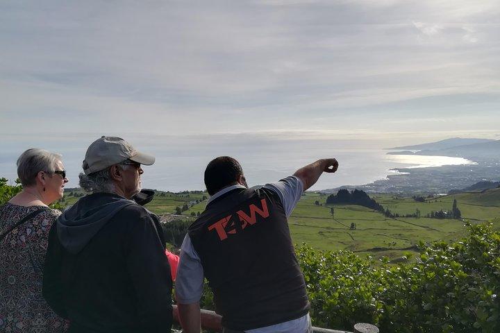 Passeio de Jeep de dia inteiro: Sete Cidades e Ferraria