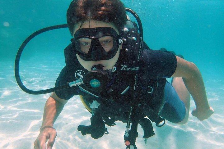 PADI Discover Scuba Diving a Koh Tao - mezza giornata e due immersioni