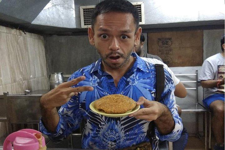 ジャイプールの屋台グルメ巡り (2 時間のガイド付き地元グルメ試食ツアー)