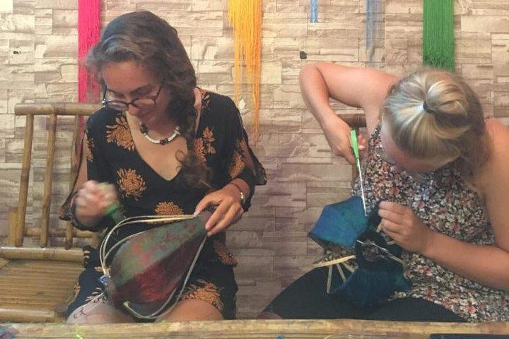 Hoi An Full Lantern Making Class - En speciell hopfällbar lykta