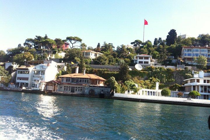 Sunset boat trip on the Bosphorus and Golden Horn