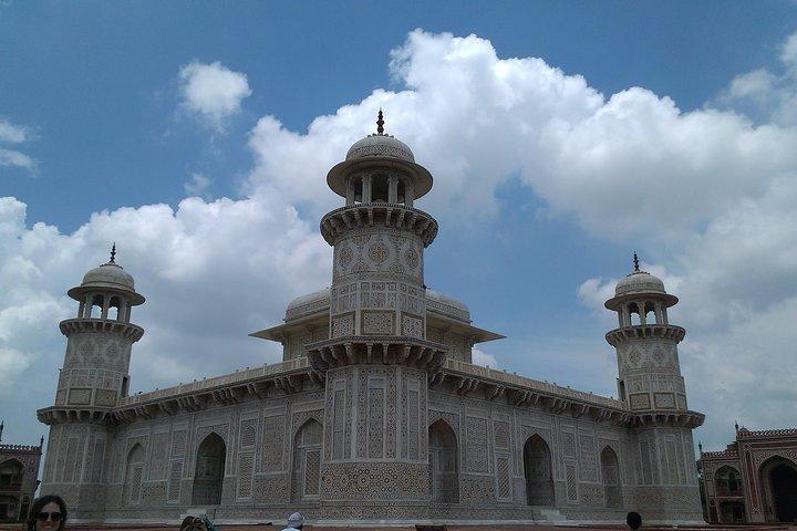 Guided Sunrise Tour van Taj Mahal met 3 World Heritages UNESCO-locaties in Agra