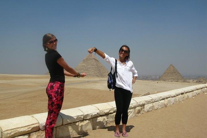 Privat utflykt Giza pyramiderna, sfinxen, Sakkara Pyramid och Memphis Old City