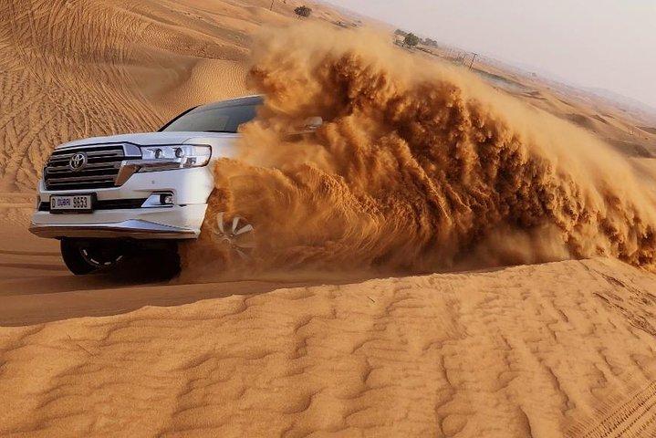 Dubai Evening Desert Safari with Pickup, BBQ & 5 Live Shows