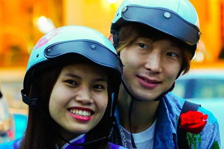 Excursão gastronômica vegana em Saigon por GirlPower Motorbike Riders | BeijoTour