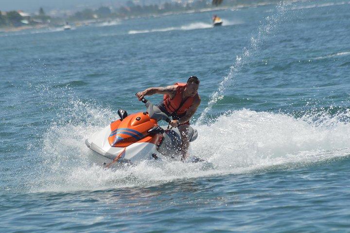Water Sports Deal : Parasailing, Jet Ski, Banana Boat
