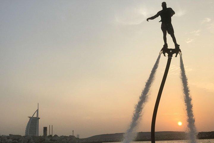 Flygplansupplevelse i Dubai - 30min