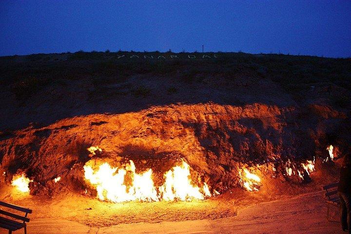 BESTゴブスタン火山＆アブシェロン火災ツアー（グループまたはプライベート）
