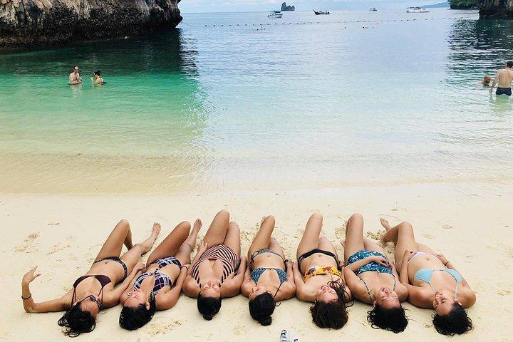香港島ツアー、少人数グループのみ12名、全日