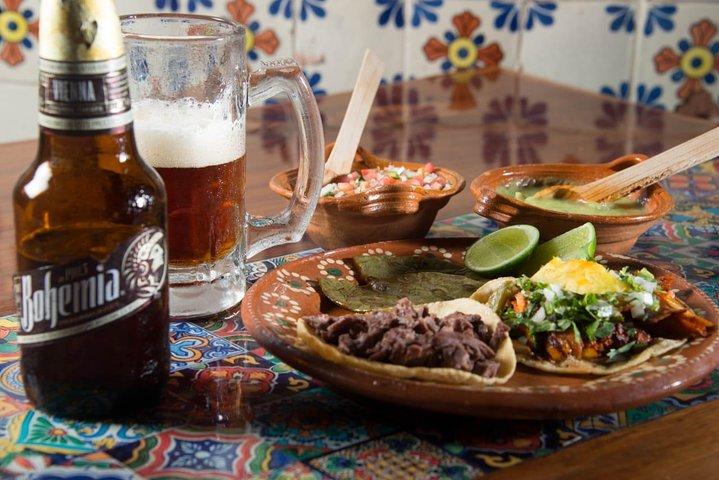 Cancun Taco Tour, cerveja local e mercado noturno com transporte