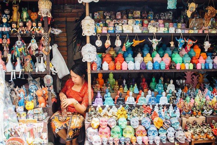Äventyrsfärd med forsränning med oss! Och Ubud Tours