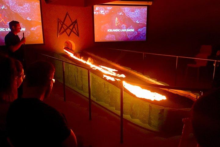Entrada al espectáculo de lava Vik