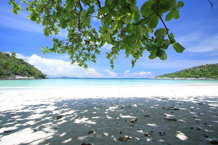 Excursión de un día a la isla de Phuket Raya con esnórquel o buceo