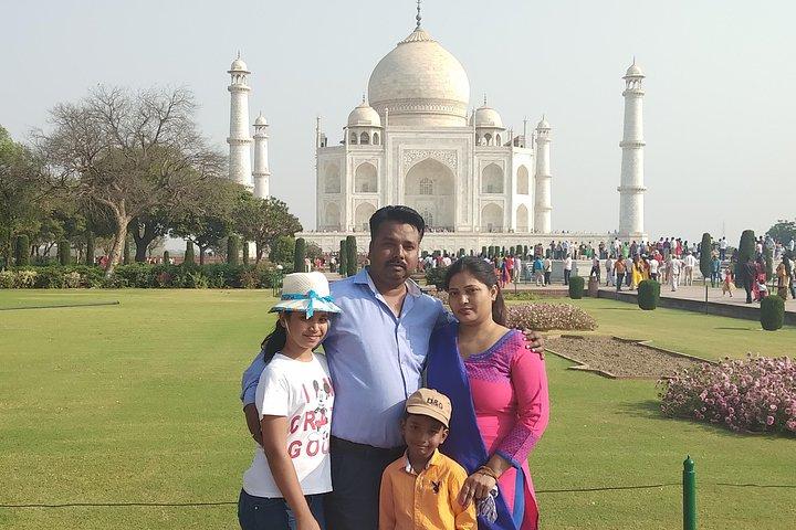 Esplora Taj Mahal e tour della città locale da Agra