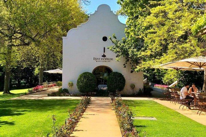 毎日異なる小グループワインツアー - STELLENBOSCH PICKUPのみ