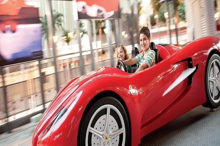 Abu Dhabi mit Ferrari World Private Tour (kinderfreundlich)