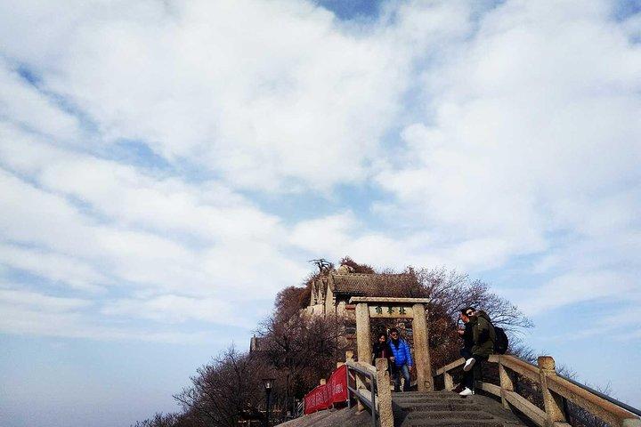 Full Day Huashan Mountain Trip från Xian