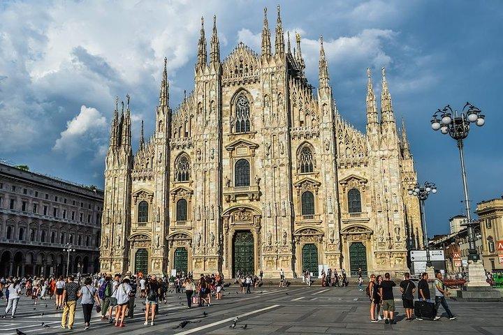 Tour privado de Milão com entrada do Duomo e hotel