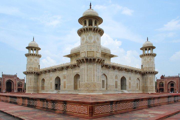 Private Taj Mahal & Agra Day Trip em trem de alta velocidade de Delhi