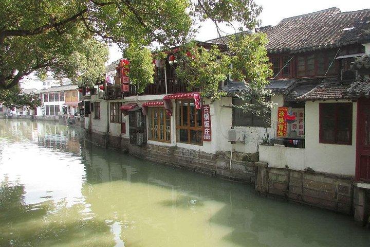 Visite privée de Shanghai à Zhujiajiao Water Town et la plus haute tour