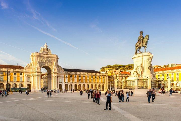 Lisbon Private Tour with Belém Neighborhood