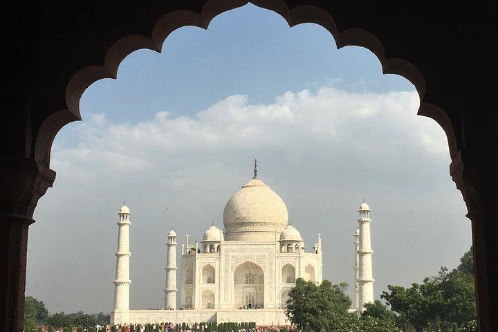Offizieller Reiseleiter für Sunrise Taj Mahal, Agra Fort & Baby Taj