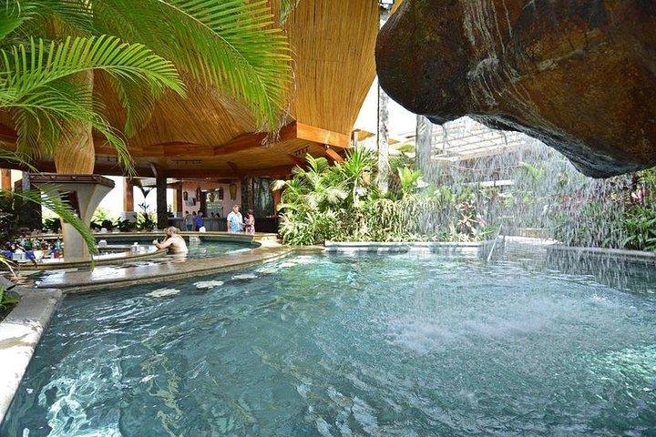 Tagesausflug von San Jose nach Arenal Volcano & Baldi Hot Springs