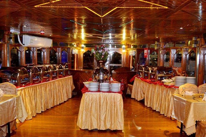 Avond Dhow Dinner Cruise in Dubai
