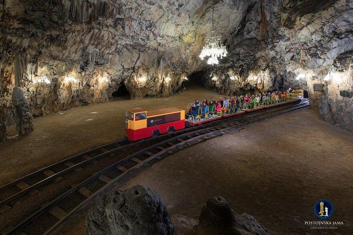 Caverna Postojna e Castelo Predjama - Tour Privado de Trieste
