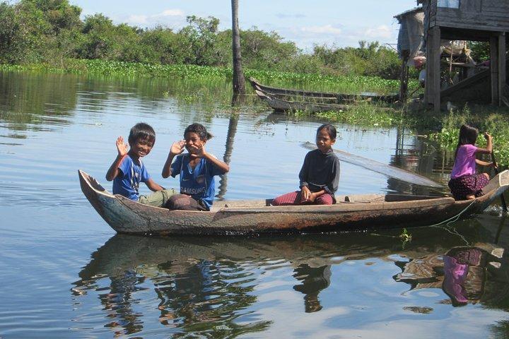 Tour de medio día por el pueblo flotante (Mechrey) y Tole Sap
