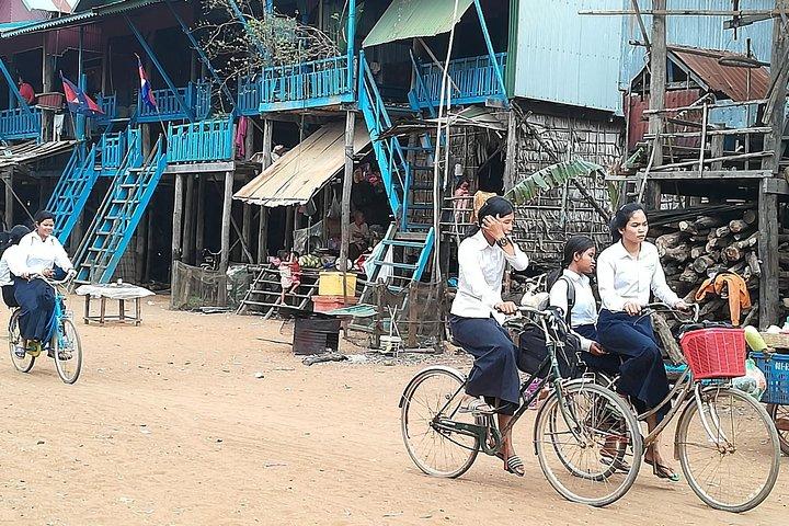 Half Day Floating Village (Kampong Phluk) & Tole Sap Lake Tour