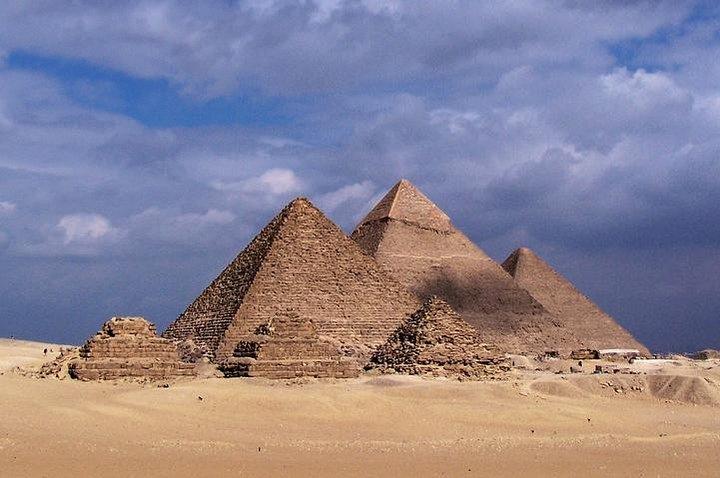 Tussenstop naar Piramides van Gizeh, Sakkara en Memphis