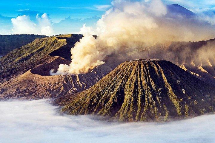 1 dag - Bromo Sunrise-tur via Surabaya (privat tur)