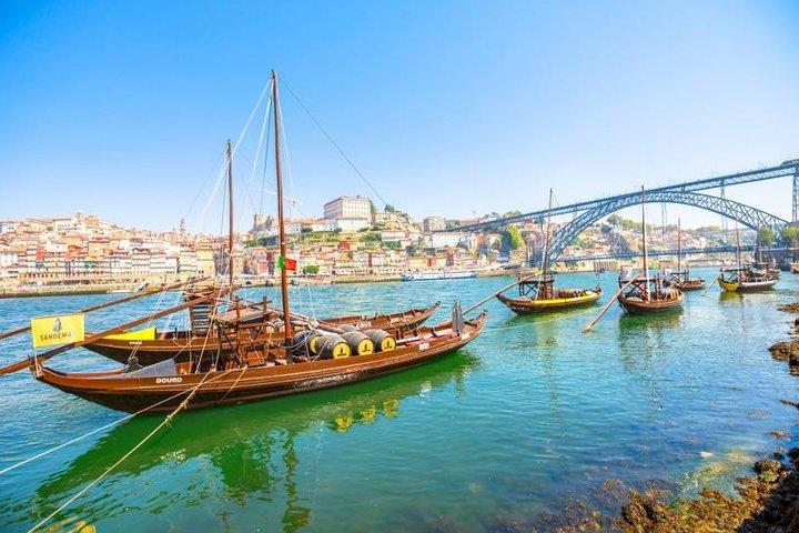 Privat tur til historien om Porto og Porto Calem kældre og vinsmagning