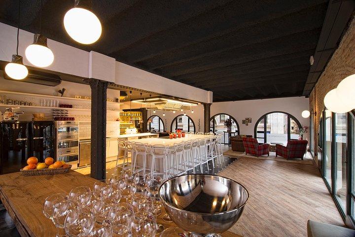 Premium madlavningskursus i Designer Loft: Paella og spanske tapas