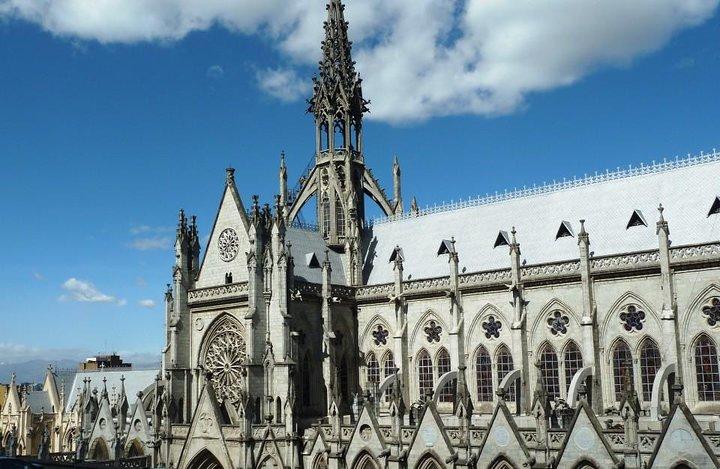 Privérondleiding door Quito City en de hele dag Midden van de Wereld