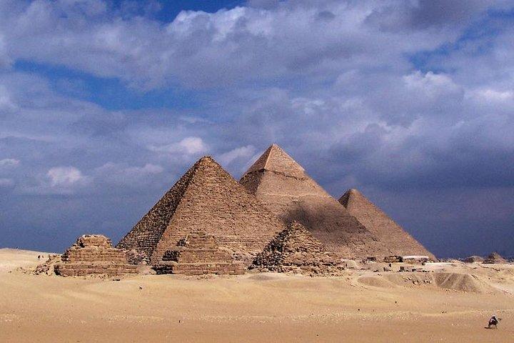 Privétour van een hele dag naar de Piramides van Gizeh, Sphinx, Sakkara-piramides en Memphis