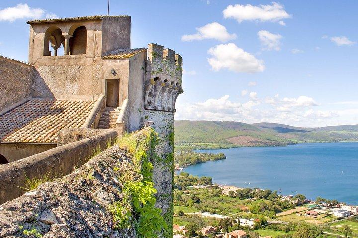 Dagtocht van Rome naar Cerveteri necropoli Bracciano Lake & Castle w hotel pickup