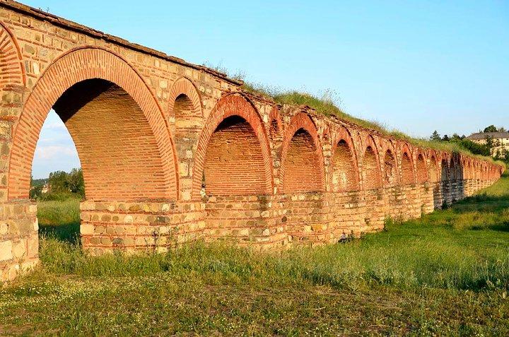 Visite de la ville de Skopje et aqueduc romain avec déjeuner