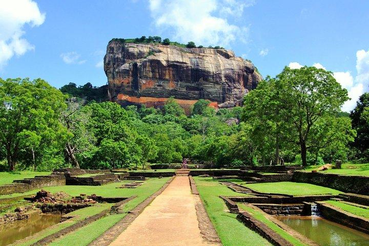 Excursion privée d’ne journée à Sigiriya et Dambulla au départ de Kandy