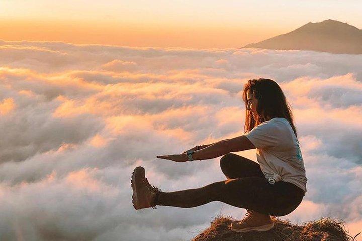 Mount Batur Sonnenaufgangswanderung und natürliche Thermalquelle Option
