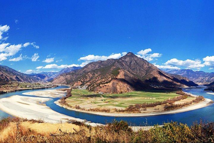Wunderbare Schlucht Sehenswürdigkeiten und Fotos von Lijiang