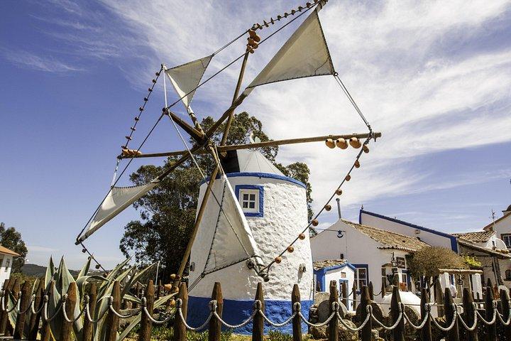 リスボン王宮、サーフィン・コースト、海岸の断崖から